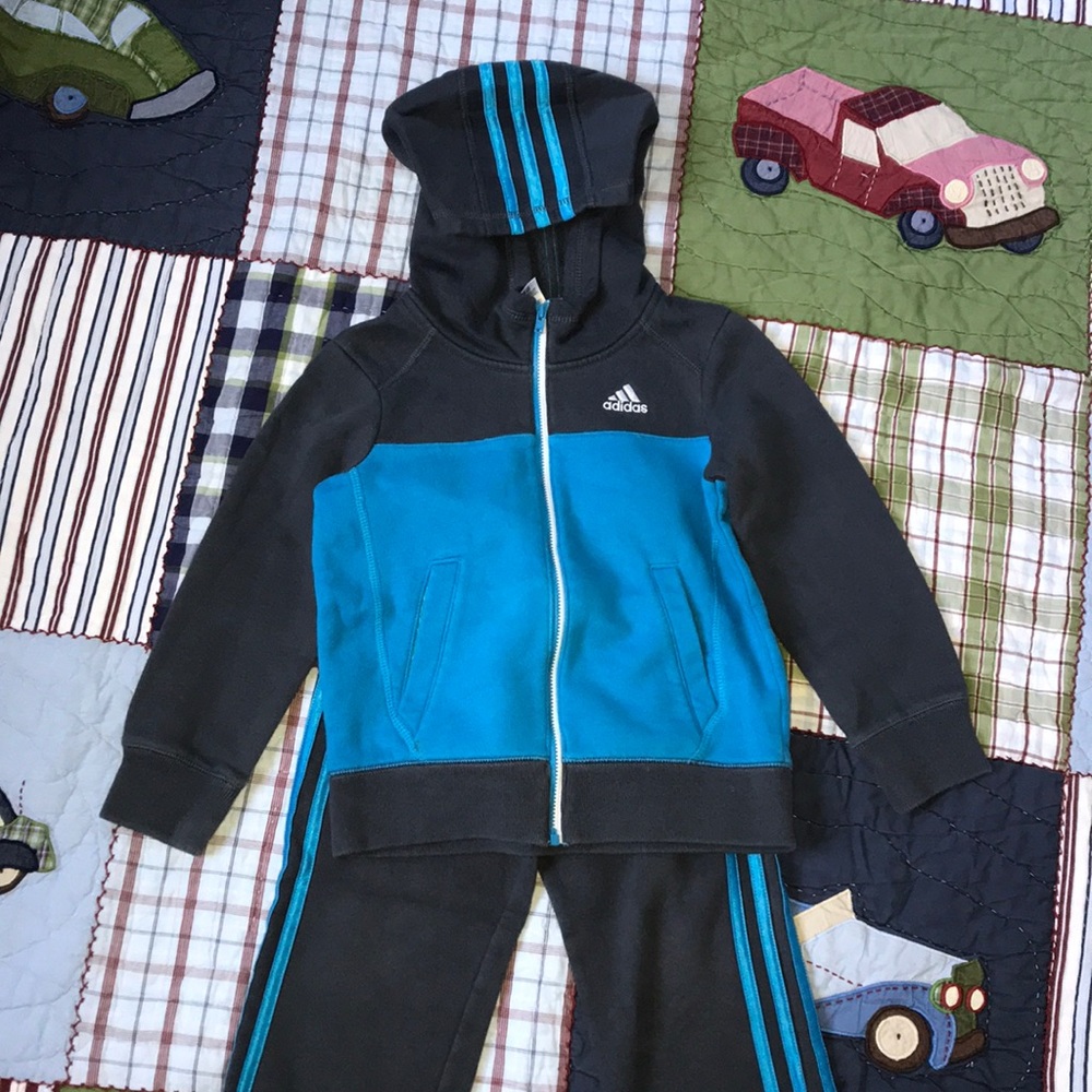 Adidas track suit set